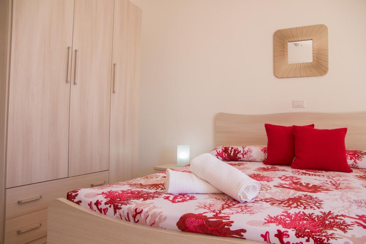 Bluriva Hotel Cirò Marina Buitenkant foto