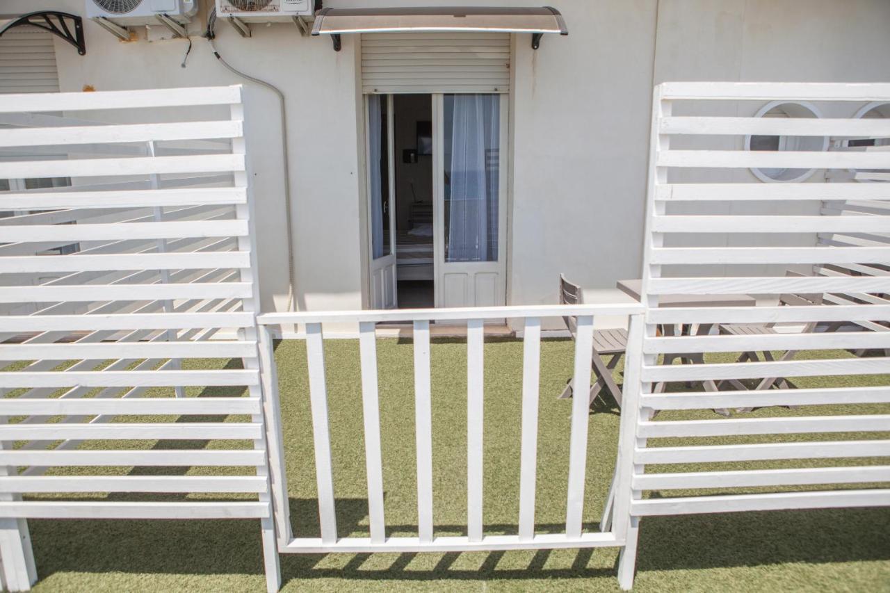Bluriva Hotel Cirò Marina Buitenkant foto