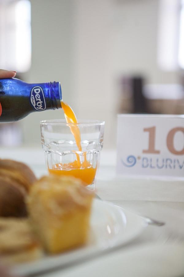 Bluriva Hotel Cirò Marina Buitenkant foto
